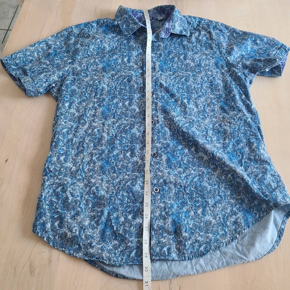 Robert Graham Blue Floral Button Down Shirt - Picture 8 of 8